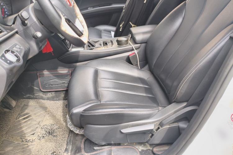 Used BYD Song MAX 2017 1.5T Automatic Smart Connect Elite 7-Seater Left Front Seat
