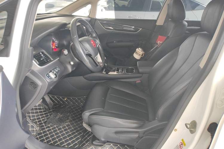 Used BYD Song MAX 2017 1.5T Automatic Smart Connect Elite 7-Seater Left Front Seat
