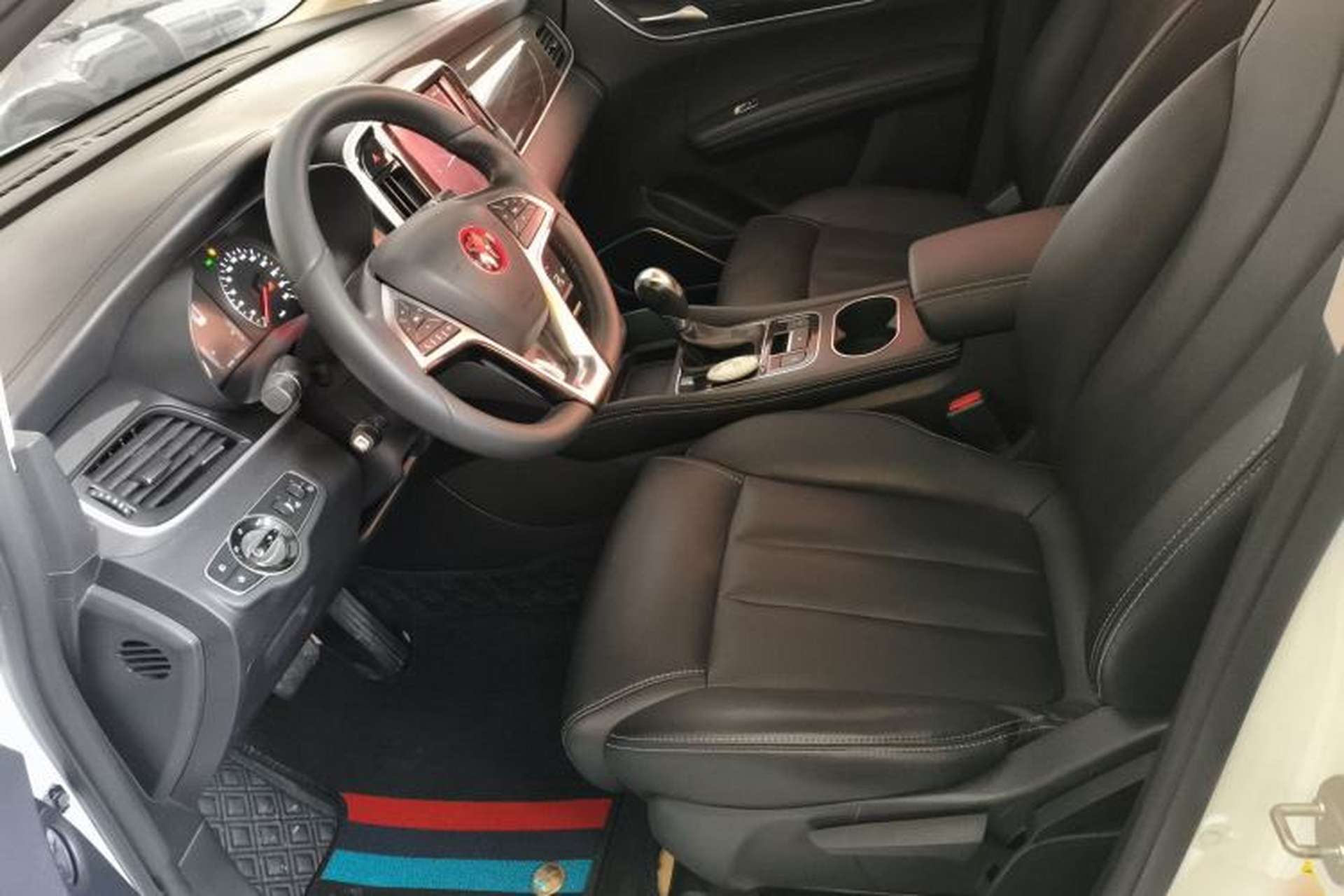 Used BYD Song MAX 2017 1.5T Automatic Smart Connect Elite 7-Seater Left Front Seat