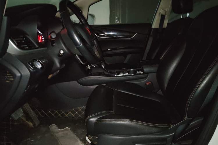 Used BYD Song MAX 2017 1.5T Automatic Smart Connect Elite 7-Seater Left Front Seat