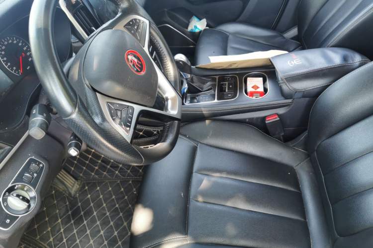Used BYD Song MAX 2017 1.5T Automatic Smart Connect Elite 7-Seater Left Front Seat