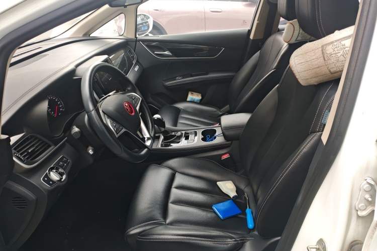 Used BYD Song MAX 2017 1.5T Automatic Smart Connect Prestige 7-Seater Left Front Seat