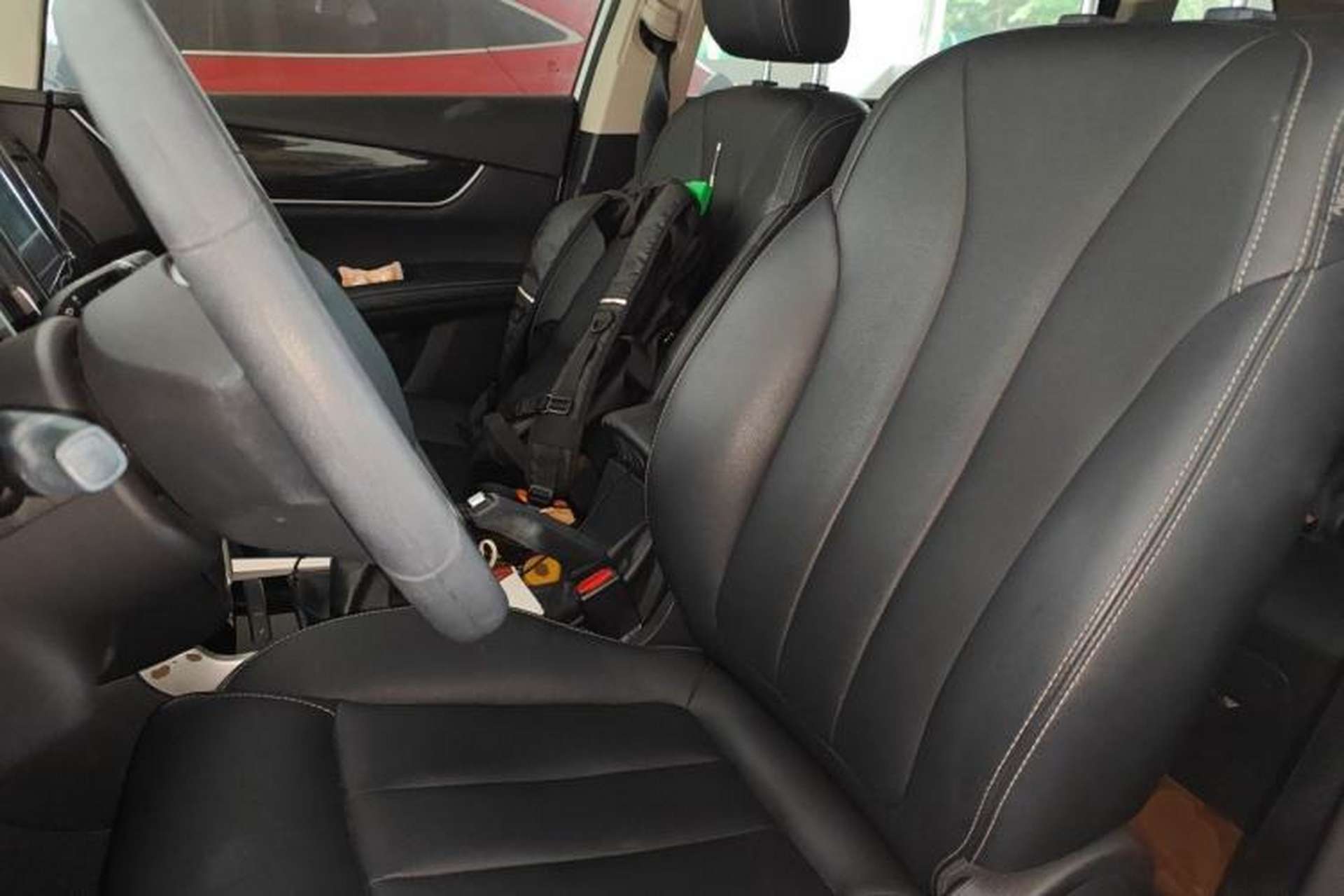 Used BYD Song MAX 2017 1.5T Manual Smart Connect Luxury 7-Seater Left Front Seat