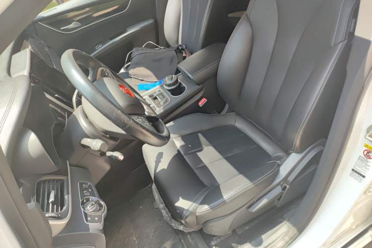 Used BYD Song MAX 2017 1.5T Automatic Smart Connect Elite 7-Seater Left Front Seat