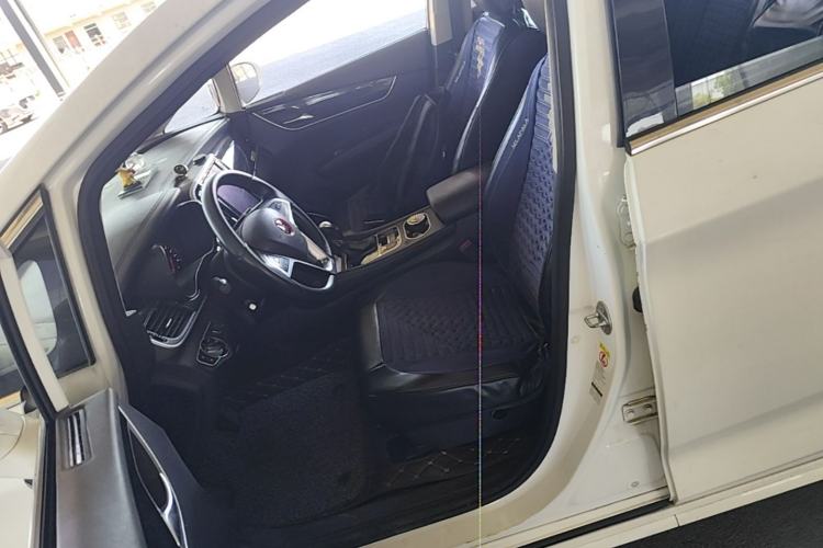 Used BYD Song MAX 2017 1.5T Automatic Smart Connect Prestige 7-Seater Left Front Seat