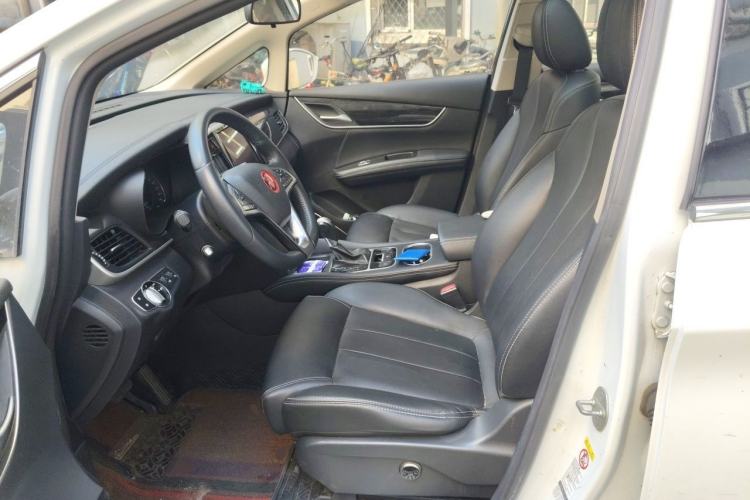 Used BYD Song MAX 2017 1.5T Automatic Smart Connect Elite 7-Seater Left Front Seat