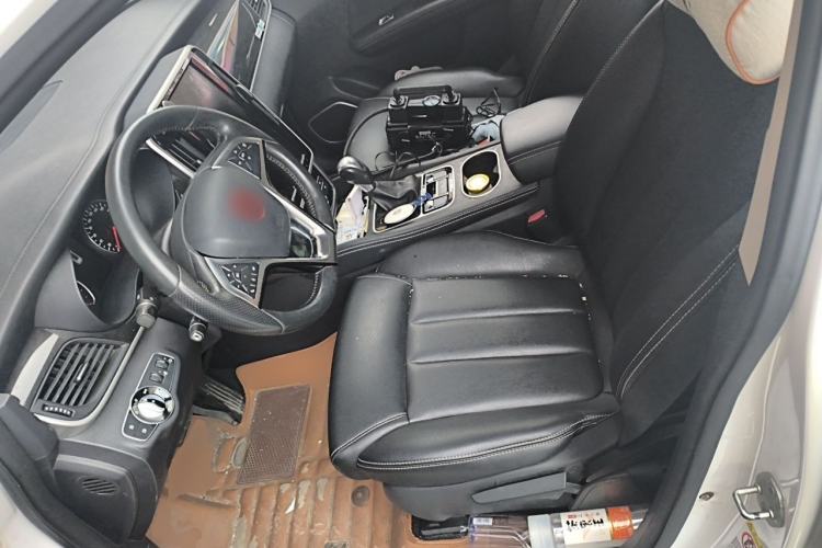 Used BYD Song MAX 2017 1.5T Automatic Smart Connect Elite 7-Seater Left Front Seat