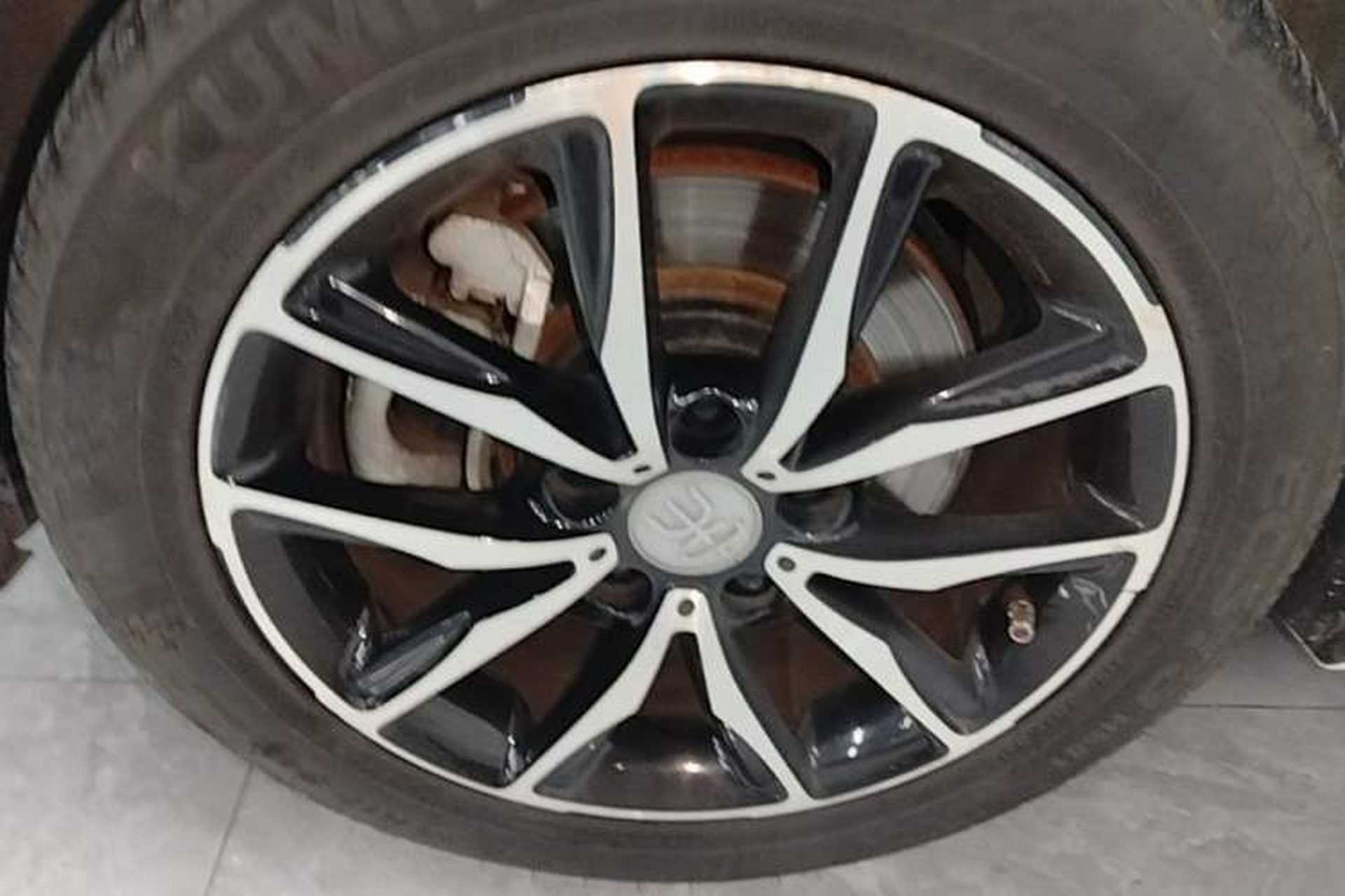 Used BYD Song MAX 2017 1.5T Automatic Smart Connect Luxury 7-Seater Left Front Wheel Hub