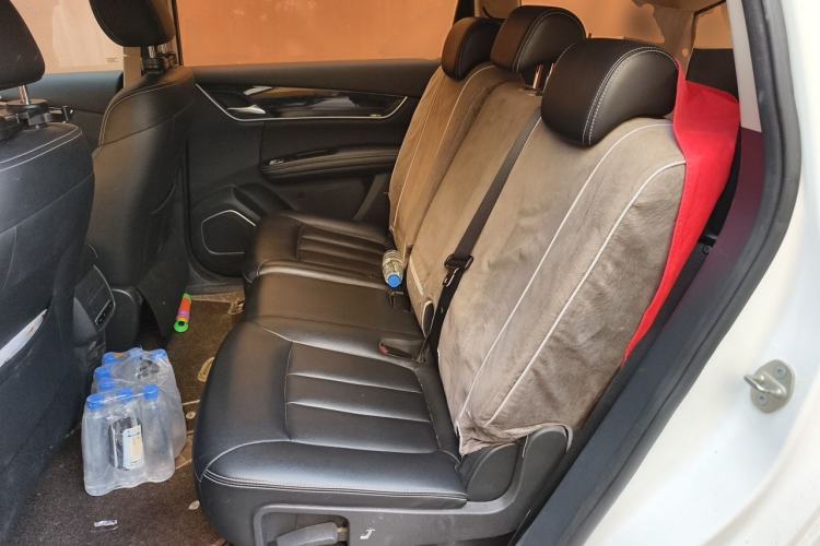 Used BYD Song MAX 2017 1.5T Automatic Smart Connect Luxury 7-Seater Left Rear Seat