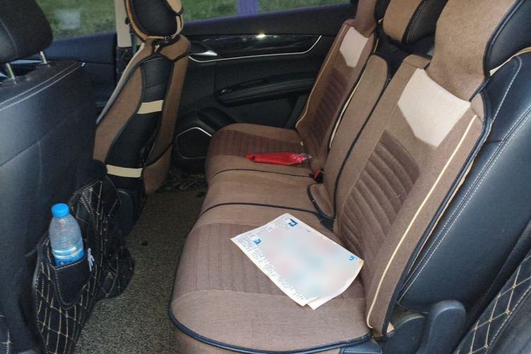 Used BYD Song MAX 2017 1.5T Manual Smart Connect Luxury 7-Seater Left Rear Seat