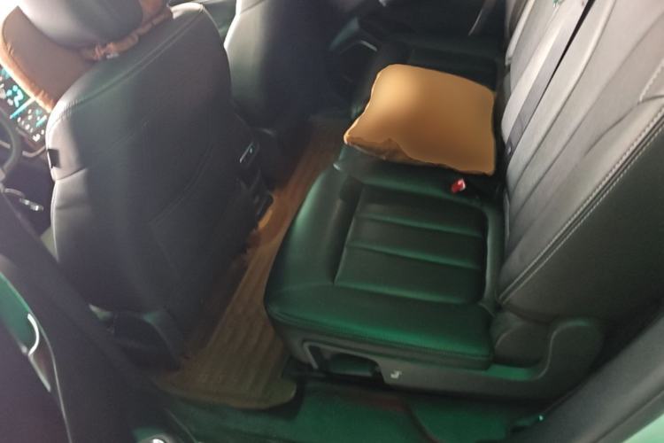 Used BYD Song MAX 2017 1.5T Automatic Smart Connect Prestige 7-Seater Left Rear Seat