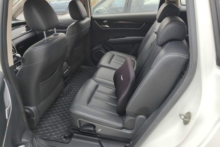 Used BYD Song MAX 2017 1.5T Automatic Smart Connect Elite 7-Seater Left Rear Seat