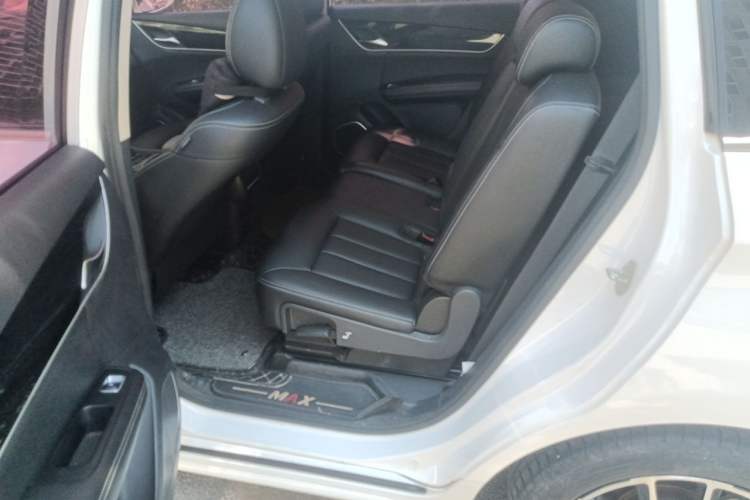 Used BYD Song MAX 2017 1.5T Automatic Smart Connect Elite 7-Seater Left Rear Seat