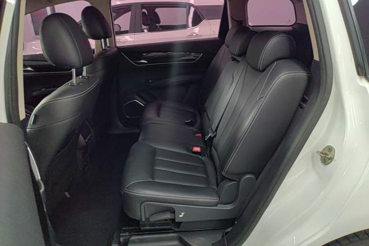 Used BYD Song MAX 2017 1.5T Automatic Smart Connect Luxury 7-Seater Left Rear Seat