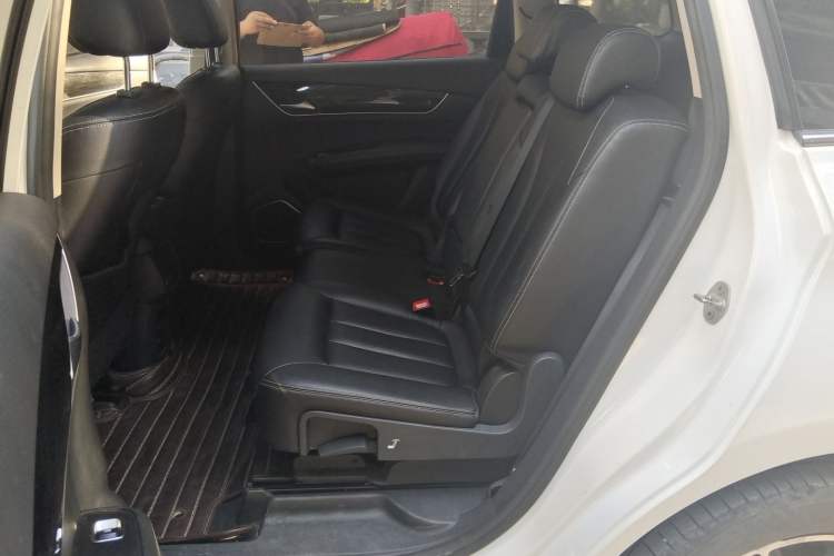 Used BYD Song MAX 2017 1.5T Automatic Smart Connect Luxury 7-Seater Left Rear Seat