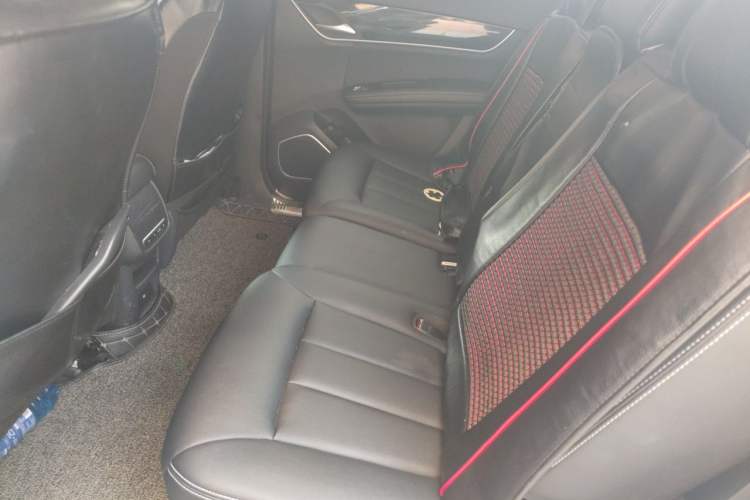 Used BYD Song MAX 2017 1.5T Automatic Smart Connect Elite 7-Seater Left Rear Seat