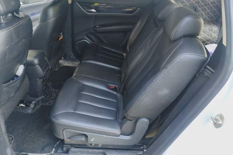 Used BYD Song MAX 2017 1.5T Automatic Smart Connect Elite 7-Seater Left Rear Seat