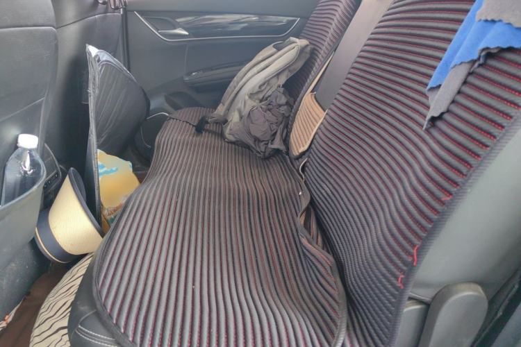 Used BYD Song MAX 2017 1.5T Automatic Smart Connect Elite 7-Seater Left Rear Seat