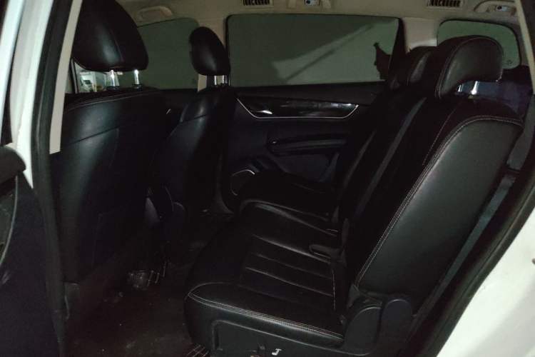 Used BYD Song MAX 2017 1.5T Automatic Smart Connect Elite 7-Seater Left Rear Seat