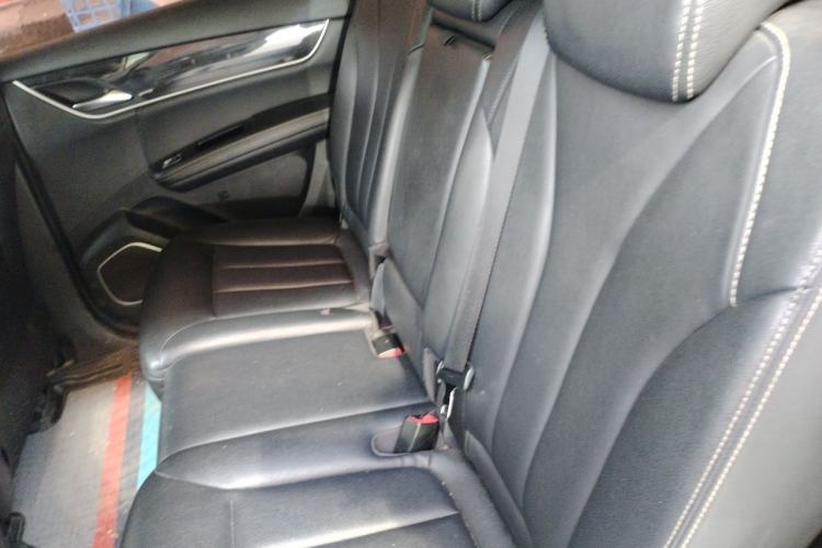 Used BYD Song MAX 2017 1.5T Automatic Smart Connect Prestige 7-Seater Left Rear Seat