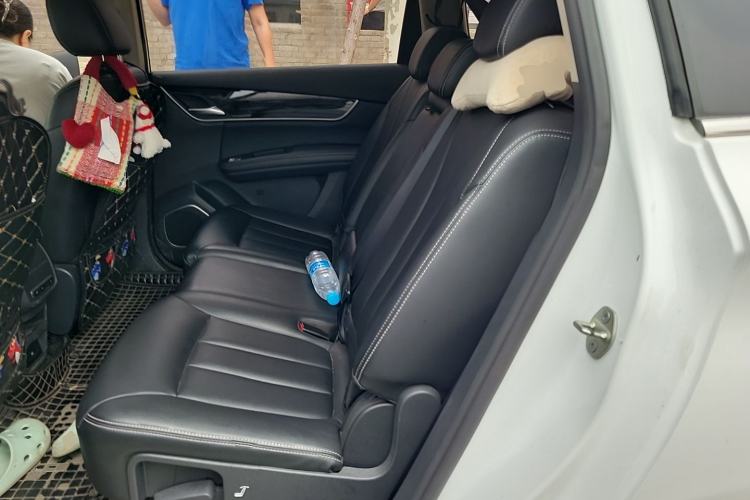 Used BYD Song MAX 2017 1.5T Automatic Smart Connect Elite 7-Seater Left Rear Seat
