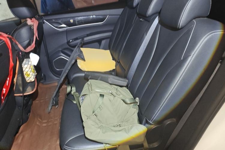 Used BYD Song MAX 2017 1.5T Automatic Smart Connect Elite 7-Seater Left Rear Seat