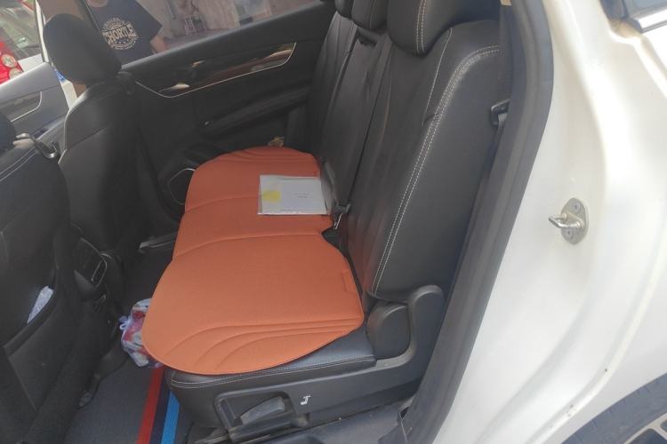 Used BYD Song MAX 2017 1.5T Automatic Smart Connect Prestige 7-Seater Left Rear Seat