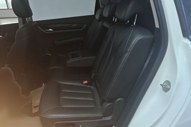 Used BYD Song MAX 2017 1.5T Automatic Smart Connect Elite 7-Seater Left Rear Seat