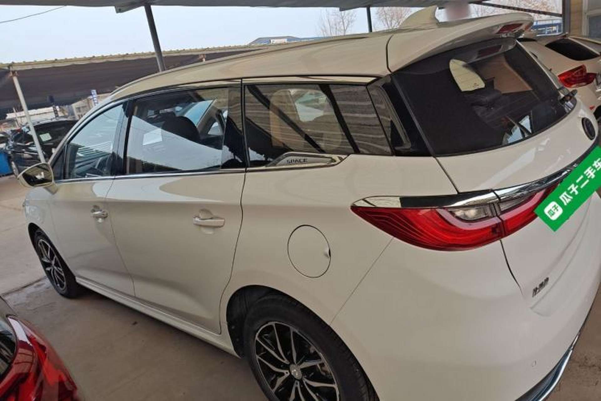 Used BYD Song MAX 2017 1.5T Automatic Smart Connect Elite 7-Seater Left Side