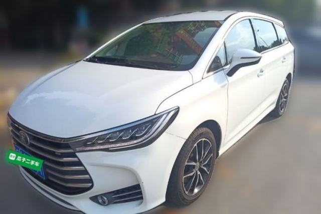 Używany BYD Song MAX 2017 1.5T Automatic Smart Connect Luxury 7-Seater