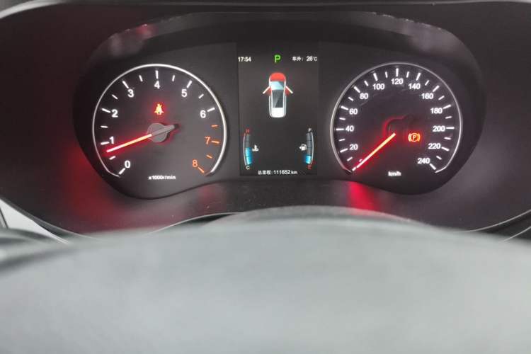 Used BYD Song MAX 2017 1.5T Automatic Smart Connect Elite 7-Seater Odometer Close Up
