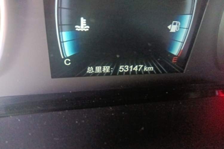 Used BYD Song MAX 2017 1.5T Automatic Smart Connect Elite 7-Seater Odometer Close Up