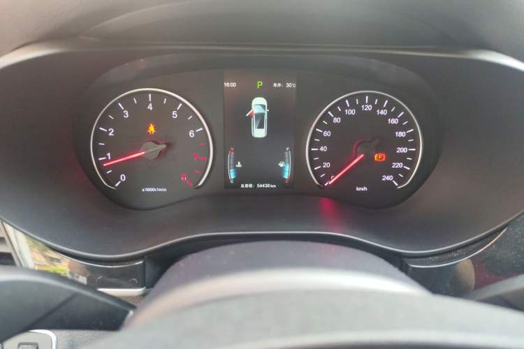 Used BYD Song MAX 2017 1.5T Automatic Smart Connect Elite 7-Seater Odometer Close Up