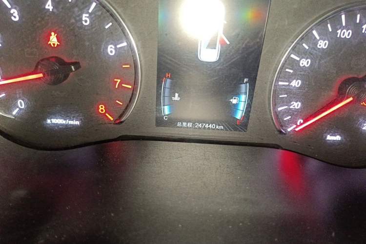 Used BYD Song MAX 2017 1.5T Automatic Smart Connect Elite 7-Seater Odometer Close Up