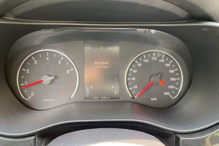 Used BYD Song MAX 2017 1.5T Automatic Smart Connect Elite 7-Seater Odometer Close Up