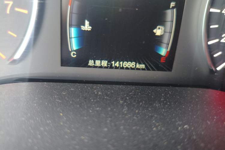 Used BYD Song MAX 2017 1.5T Automatic Smart Connect Elite 7-Seater Odometer Close Up