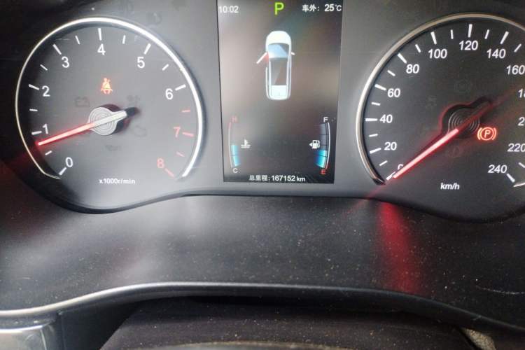 Used BYD Song MAX 2017 1.5T Automatic Smart Connect Prestige 7-Seater Odometer Close Up
