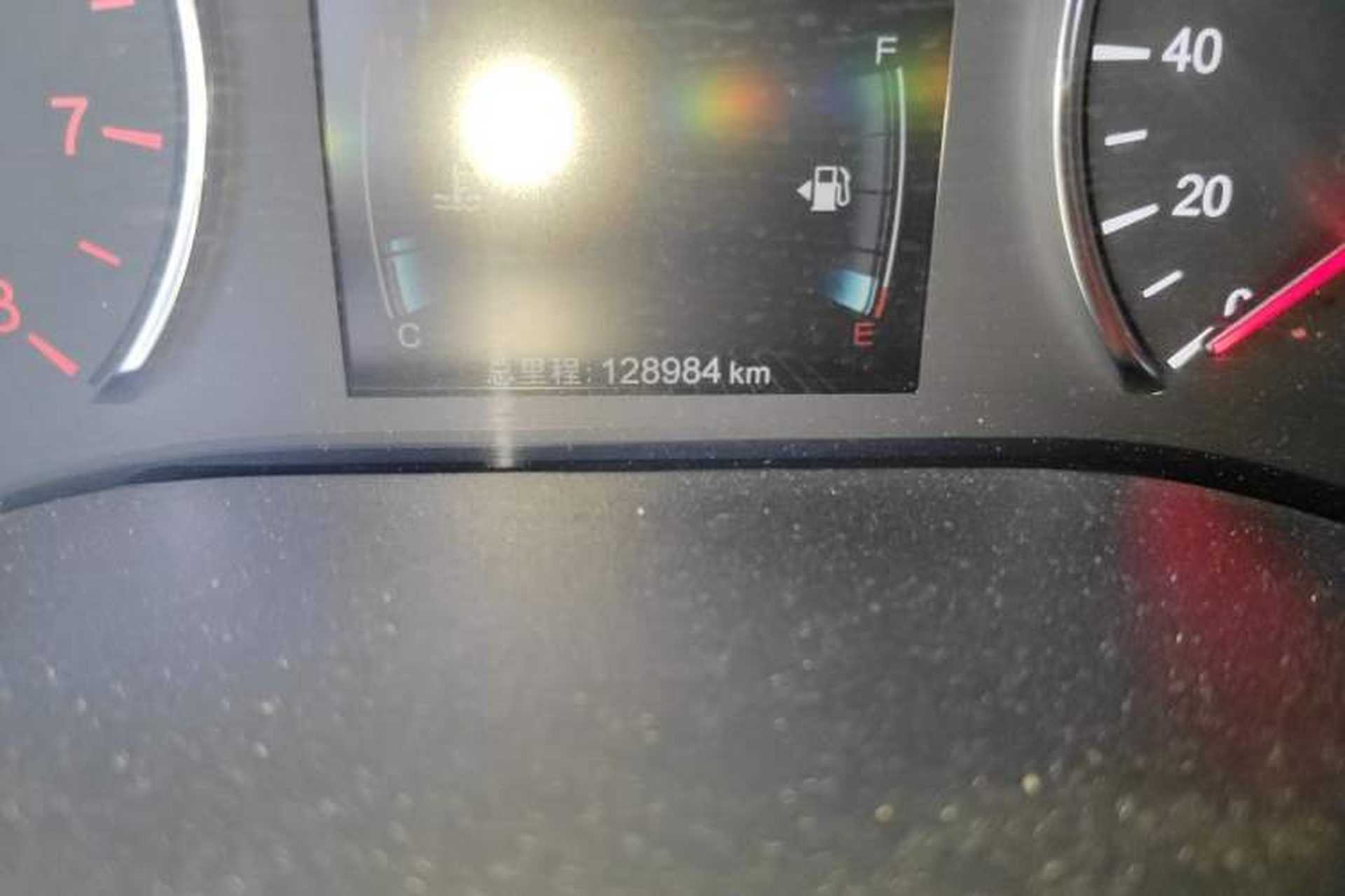 Used BYD Song MAX 2017 1.5T Automatic Smart Connect Elite 7-Seater Odometer Close Up