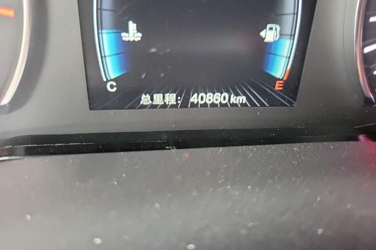 Used BYD Song MAX 2017 1.5T Automatic Smart Connect Elite 7-Seater Odometer Close Up