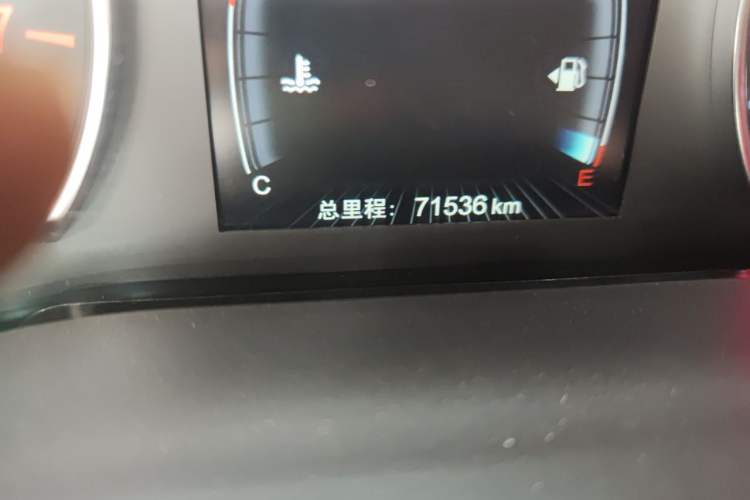 Used BYD Song MAX 2017 1.5T Automatic Smart Connect Elite 7-Seater Odometer Close Up