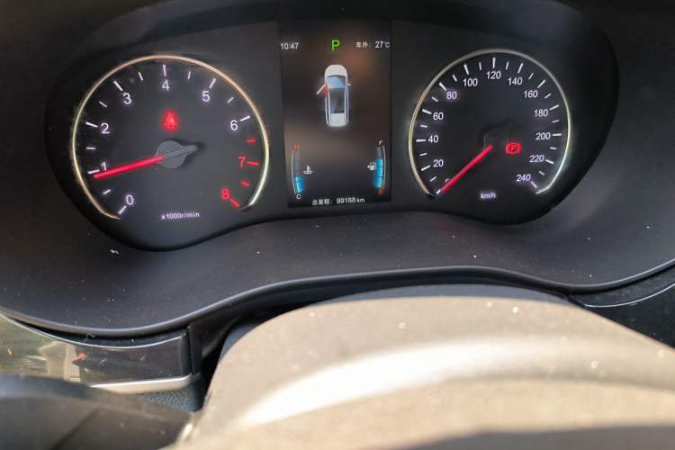 Used BYD Song MAX 2017 1.5T Automatic Smart Connect Elite 7-Seater Odometer Close Up