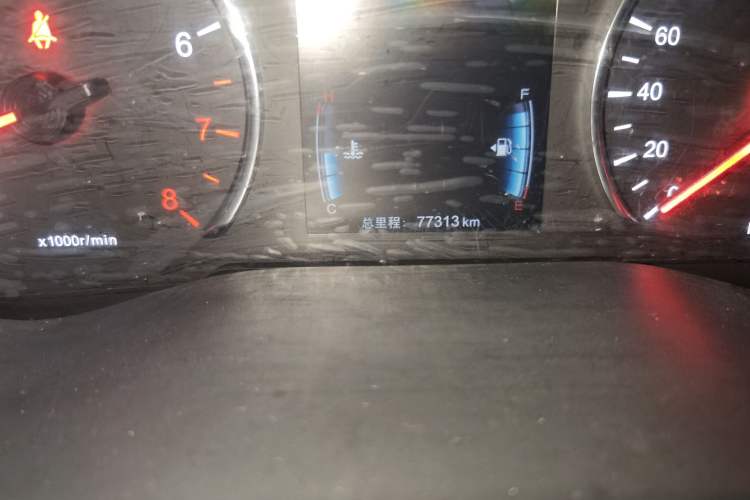 Used BYD Song MAX 2017 1.5T Automatic Smart Connect Prestige 7-Seater Odometer Close Up