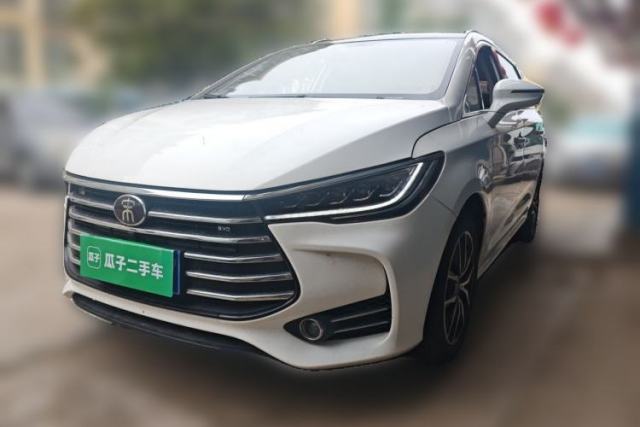 Ojetý BYD Song MAX 2017 1.5T Automatic Smart Connect Elite 7-Seater