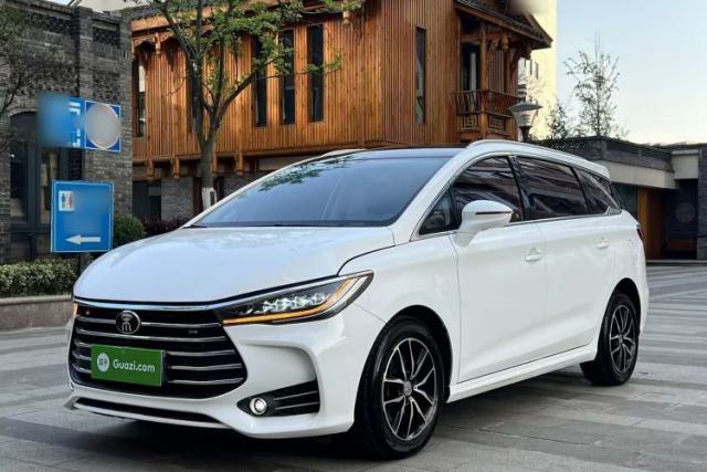 BYD Song MAX 2017 1.5T Automatic Smart Connect Elite 7-Seater usado