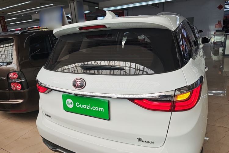 Used BYD Song MAX 2017 1.5T Automatic Smart Connect Elite 7-Seater Rear