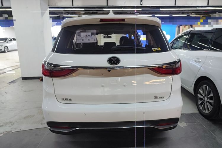 Used BYD Song MAX 2017 1.5T Automatic Smart Connect Luxury 7-Seater Rear