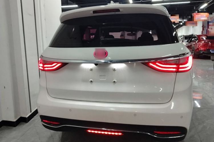 Used BYD Song MAX 2017 1.5T Automatic Smart Connect Luxury 7-Seater Rear