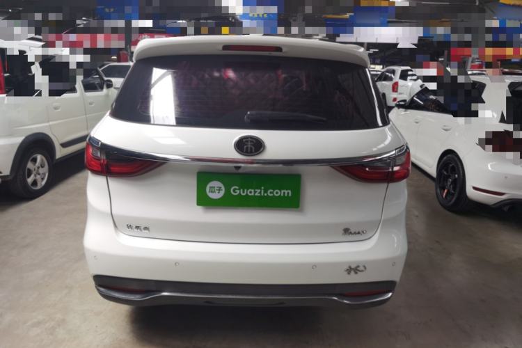Used BYD Song MAX 2017 1.5T Automatic Smart Connect Luxury 7-Seater Rear