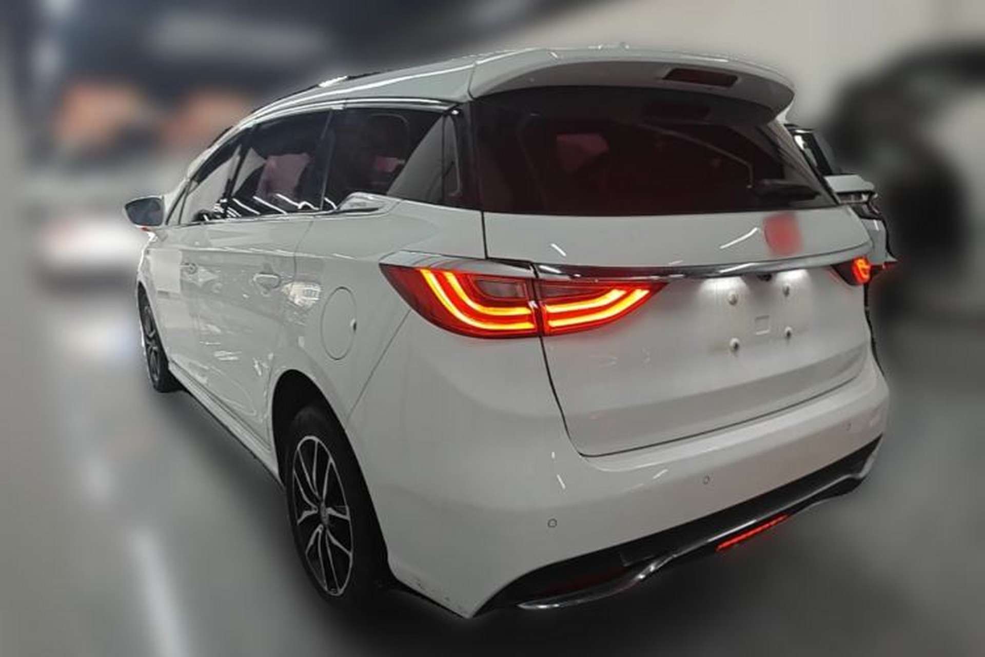 Used BYD Song MAX 2017 1.5T Automatic Smart Connect Luxury 7-Seater Rear Left 45 Deg