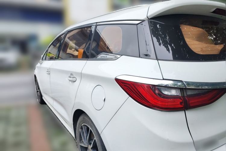 Used BYD Song MAX 2017 1.5T Automatic Smart Connect Elite 7-Seater Rear Left 45 Deg